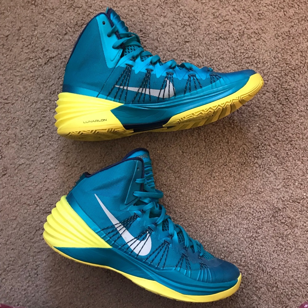 Nike hyperdunk 2013
